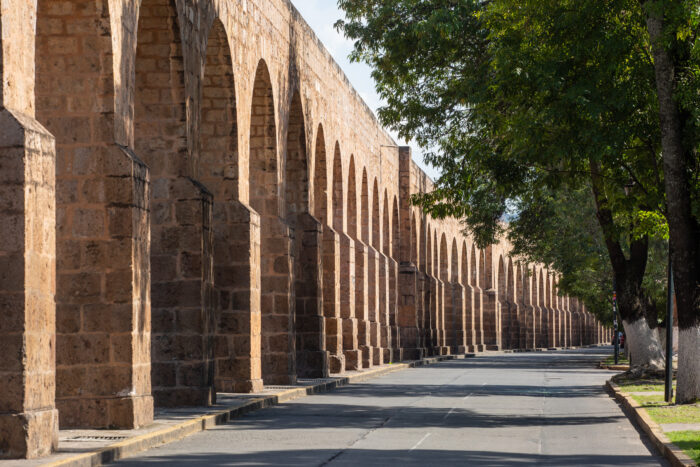 Estadios y tesoros coloniales desde CDMX